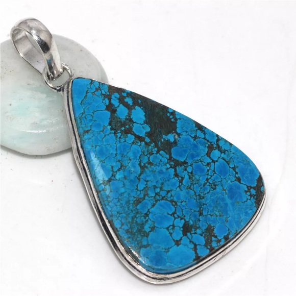 Genuine turquoise pendant - Picture 1 of 2